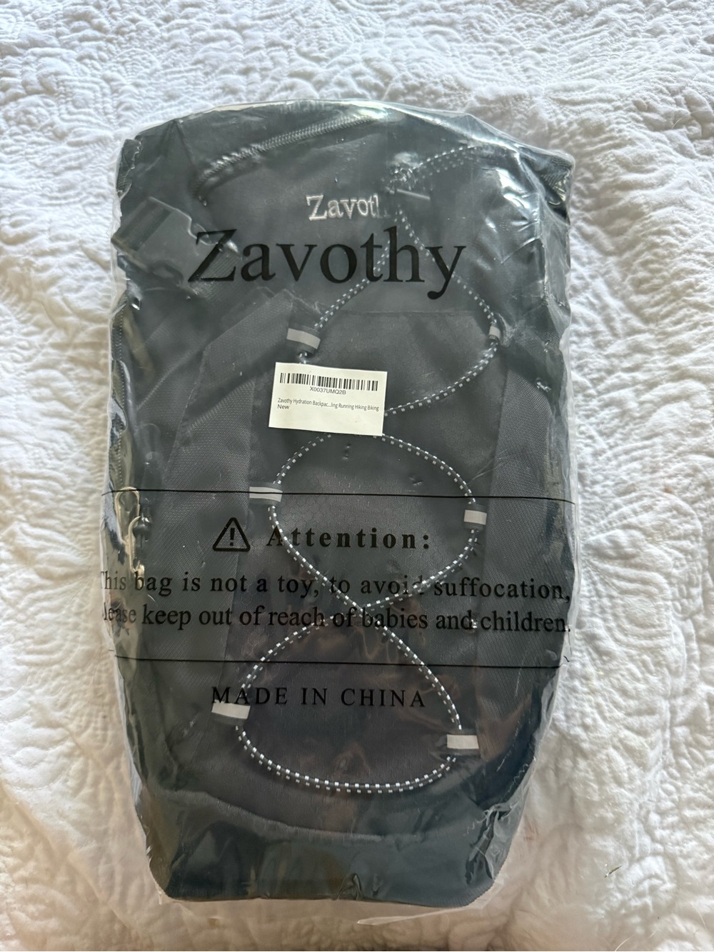 Zavothy Hydration Pack Backpack 2L Bladder NWT Hiking, Cycle Running Unisex